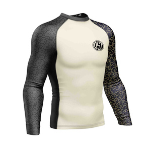 Meilleure qualité Polyester MMA Rash Guard GYM Workout Fitness Vêtements pour hommes Vêtements de sport pour les arts martiaux - Product Image 3
