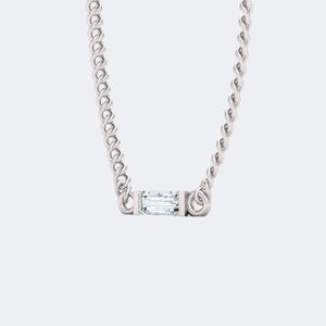 Collar con Colgante Horizontal de Diamantes Baguette de 0.10CTW, Oro de 14k, Diamantes Cultivados en Laboratorio, Color D, VVS, Estilo Minimalista para Mujer - Product Image 2