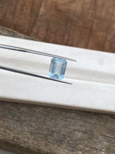 Collar de diamantes de Aguamarina Natural de 1,62 quilates 8x6mm corte esmeralda cuenta blanca increíble Color azul piedra de ópalo ovalada suelta - Product Image 6