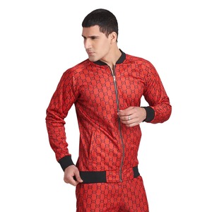 Ensemble de survêtement décontracté en coton respirant imprimé numérique rouge pour hommes fabriqué en usine au Pakistan, en vente à prix réduits, survêtements pour hommes - Product Image 4