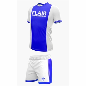 Maillots de football rétro personnalisés de haute qualité pour hommes – Tenues de football tendance avec shorts – Service OEM – Séchage rapide - Product Image 4