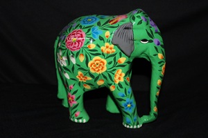 Décoration de table en papier mâché Kashmiri exquise fabriquée à la main Décoration de maison élégante pour chaque espace - Product Image 2