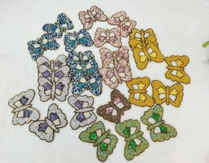 Dessous de verre perlés en forme de fleur Dessous de verre faits à la main Dessous de plat perlés faits à la main pour table à manger Table à manger Napperon - Product Image 2