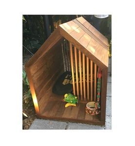 Maison pour animaux de compagnie en bois avec toit étendu porche ombragé panneaux de bois durables matériau résistant aux intempéries et grand espace intérieur - Product Image 4