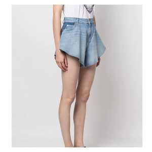 กางเกงยีนส์ขาสั้นแฟชั่นฤดูร้อนปี 2025 สำหรับผู้หญิง ไซส์พลัส ยกกระชับสะโพก เอวสูง ราคาสมเหตุสมผล บริการ OEM - Product Image 4