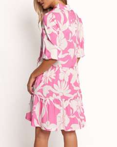 Elegante Vestido Largo de Verano Estilo Bohemio Clásico con Estampado Floral, Color Negro, Manga Larga, Estilo Imperio, Cuello Cruzado con Borlas - Product Image 5