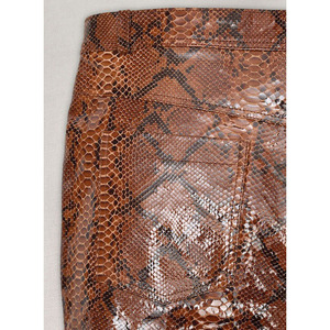 Pantalones de cuero de motorista de estilo nuevo para hombre, piel de vaca genuina a la moda con patrón recto marrón Pent - Product Image 4