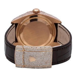 Cadran marron de luxe Auto Day Montre élégante et à la mode Moissanite Diamond 41mm Affichage analogique Charme antique Ceinture en cuir marron - Product Image 4