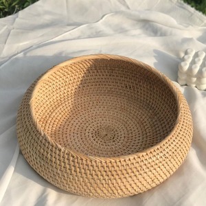 Bandeja Redonda de Concha Marina de Ratán de Lujo, Hecha a Mano, Accesorio Perfecto para el Hogar en Navidad y Estilo de Mesa - Product Image 6