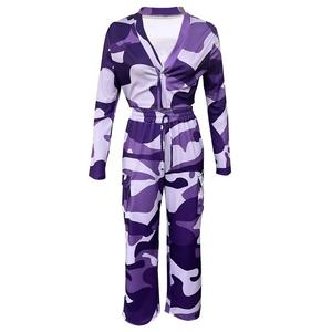 ชุดเซ็ตสองชิ้นลายพรางแฟชั่นสำหรับผู้หญิง สไตล์ฮิปฮอปสตรีทแวร์ ดีไซน์เนอร์ ชุดจ็อกเกอร์ครอป ชุดลำลองทรงขาบาน ปี 2026 - Product Image 5