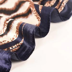Latest Low Custom Design square Scarf Wholesale Fashion Women Soft <b>Leopard</b> <b>Print</b> Scarves Triangle Scarf For Women Wholesale - Product Image 4