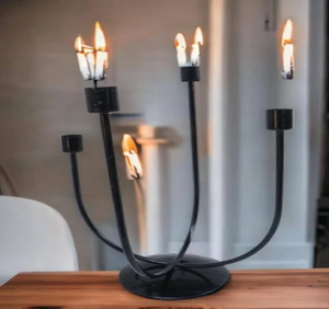 Menorah moderno multicolor con estilo Hanukkah, Menorah judía de metal Hanukkah de 9 brazos disponible a precios baratos al por mayor - Product Image 4