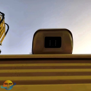 Excavatrice sur chenilles Komatsu PC200-8N1 d'occasion en bon état disponible à la vente - Product Image 2