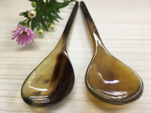 Cuchara Ecológica de Cuerno de Búfalo |   Cuchara de Cocina Hecha a Mano con Cuerno Natural |   Utensilio Tradicional para Servir y Cocinar - Product Image 5