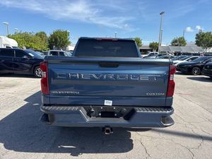 Chevrolet Silverado 2024 Custom Crew Cab 4WD 1500 d'occasion - Product Image 6