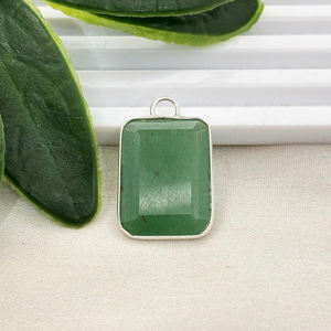 Pendentif en aventurine verte taille émeraude 20x15mm, forme octogonale, serti en argent sterling 925, bijoux en aventurine verte d'Inde - Product Image 1