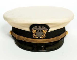 2025 Casquette à visière des officiers d'état-major Chapeau de capitaine authentique Fabriqué à partir de casquettes en cuir de tissu kaki robuste logo personnalisé oem - Product Image 1