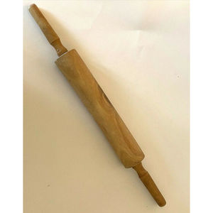 Rouleau à pâtisserie en bois design fantaisie avec poignée de couleur jaune rouleau à pâtisserie en bois pour accessoires de cuisine par Indian metal world - Product Image 3