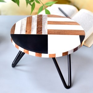 Base de madera de diseño exclusivo con soporte de metal Soporte de pastel de lágrima única Estilo de lujo Fiesta de oficina y restaurante en casa Soporte de pastel usado - Product Image 2