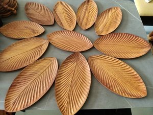 Diverses formes d'assiettes en bois naturel Assiettes classiques incassables Nettoyage facile Léger pour plats Snack Dessert Pendaison de crémaillère - Product Image 2