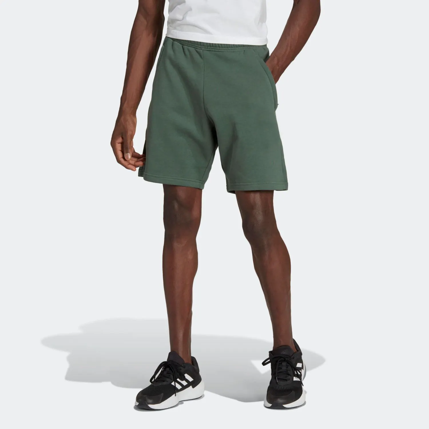 Regular Fit Drawcord on Elastic Waist 70% Cotton 30% Recycled Polyester Fleece Green Oxide Sports Shorts