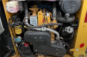 แคท 259D3 ใหม่ | รถตักล้อยางตีนตะขาบ CAT 259D3 มือสอง รถตักล้อยางตีนตะขาบ CAT ราคาถูก มีสินค้าพร้อมส่ง - Product Image 6