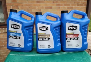 Aceite de Motor Sintético Super Tech SAE 5W-30, 5 Cuartos, API SN, para Auto y Motocicleta - Product Image 2