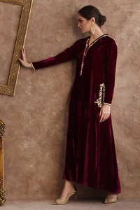 Jolie robe brodée sur le sol avec des perles de verre de cristal, DABKA pour le travail de fête/mariage @ 2022 - Product Image 2