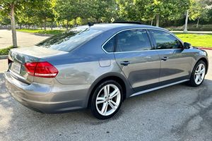 ใช้แล้ว LHD/RHD 2014 V0LKSWAGEN Passat TDI SE - Product Image 4