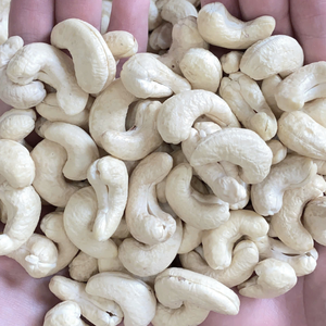 Venta Caliente Mejor Precio Nueces de Anacardo Crudas WW180, WW240, WW320, Nueces de Anacardo LP Precio de Nueces de Anacardo Empaque de Marca Privada Disponible - Product Image 1