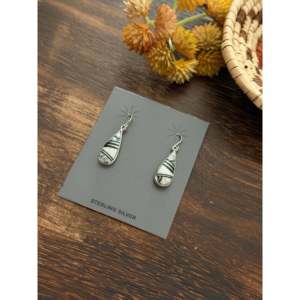 Boucles d'oreilles pendantes Rick Tolino avec incrustation de pierres multiples et de perles, plaqué or 18 carats, argent sterling, forme goutte d'eau - Product Image 3