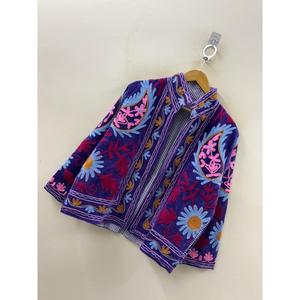 Chaqueta de Terciopelo Violeta Real The Violet Garden, Talla Grande, Bordada a Mano con Estilo Suzani, Estilo Universitario y Bohemio para Primavera y Otoño - Product Image 3