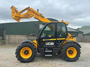 Transpaleta Motorizada JCB 532-60 AGRI Usada, 2012, Diésel, 4x4, Capacidad de Carga de 3 Toneladas, Garantía de 3 Años - Product Image 3