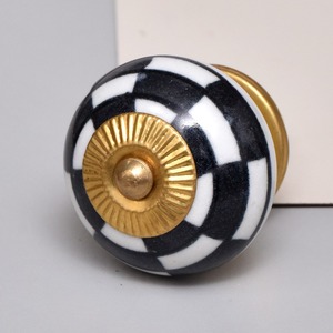 Main Décoratif Noir En Céramique Floral Tiroirs Boutons Dresser Cabinet Poignées Cuisine Porte De Placard Poignées De Pas Cher Prix CK-1597 - Product Image 2