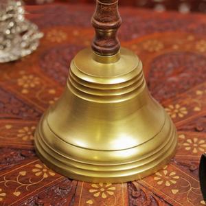 กระดิ่งทองเหลืองพร้อมด้ามจับไม้กริ่งเรียกแบบวินเทจสำหรับใช้ในบ้านและของตกแต่งบ้าน - Product Image 2