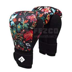 Guantes de boxeo de cuero con logotipo personalizado para hombre, servicio OEM, guantes de boxeo ligeros con cierre de velcro que absorben la humedad - Product Image 2