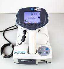 VENTAS CALIENTES: Refractómetro/Queratómetro Portátil Nideks HandyRef-K - Product Image 3