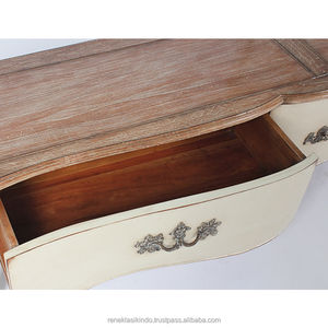 Mesa de Comedor Número de Serie 2123 Hecha de Madera de Caoba con Acabado Impecable, Simple y Económica - Product Image 4