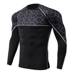 Top Trending OEM Men Rash Guard en Nuevo diseño La mejor tela estirable Última llegada Rash Guards con impresión por sublimación - Product Image 4