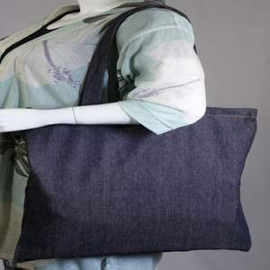 Sacs fourre-tout en toile de coton en gros, fermeture éclair, broderie, design tendance, réutilisables pour le collège, les courses, plusieurs couleurs - Product Image 1