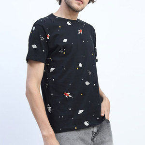 T-shirt graphique personnalisé en gros DTG & DTF |   T-shirts unisexes à manches courtes et col rond 100% coton avec impression de logo personnalisé - Product Image 2