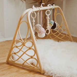 Alfombra de juegos para bebés de ratán, gimnasio de juegos sostenible y resistente para bebés, gimnasios de actividades para niños hechos a mano - Product Image 6