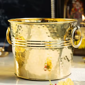 Maceta de metal Diseño martillado dorado Maceta de metal Forma cilíndrica Maceta pulida exquisita Floreros en precio con descuento - Product Image 3