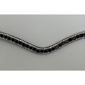 Bandas de caballo de cuero acolchado con cristales de diamante de plata Premium - Product Image 4