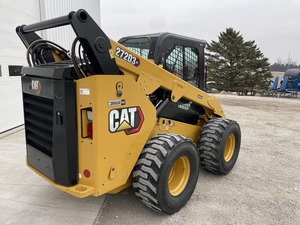 รถตักล้อยาง CAT 272D3 XE แบบดีเซล ขับเคลื่อนด้วยสายพานตีนตะขาบ สองสปีด สำหรับงานก่อสร้าง - Product Image 3