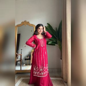 Ensemble haut et bas en georgette élégante avec broderie lourde et dupatta en georgette assorti pour la saison des fêtes, vente en gros - Product Image 2