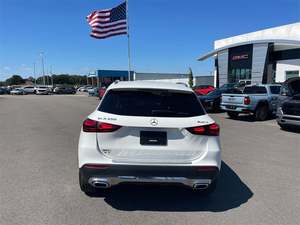 Mercedes-Benz GLA 250 4MATIC SUV 2025 Nuevo/Usado, Turbo 6.1-8L Automático, Techo Panorámico, Cámara Trasera 360, En Venta - Product Image 2