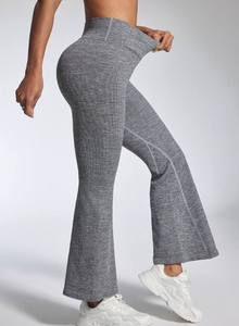 Pantalones de yoga acampanados reversibles para mujer, alargamiento de piernas, levantamiento de botín, LiquidSculp Tummy, Cintura elástica de talla grande, estampado de entrenamiento sin costuras - Product Image 3