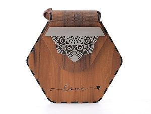 Pochette en bois de qualité supérieure faite à la main avec des conceptions complexes pour les événements de mariée vintage et formels à très bas prix par HF CRAFTS - Product Image 5