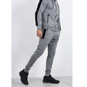 Ensemble de survêtement homme 2024 de haute qualité, écologique, léger, multi-poches, avec logo personnalisé, grandes tailles, nouveau design, faible MOQ, vente en gros - Product Image 3